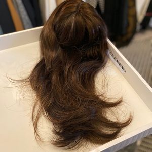 Synthetic wig, red/brown with bangs